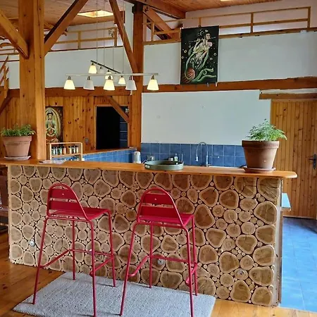 בית נופש Bright Loft With Mountain And Nature View *