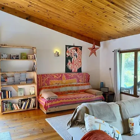 Hébergement de vacances Bright Loft With Mountain And Nature View *