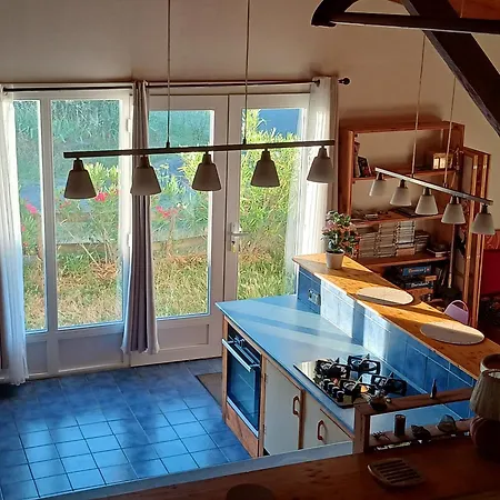 Bright Loft With Mountain And Nature View בית נופש